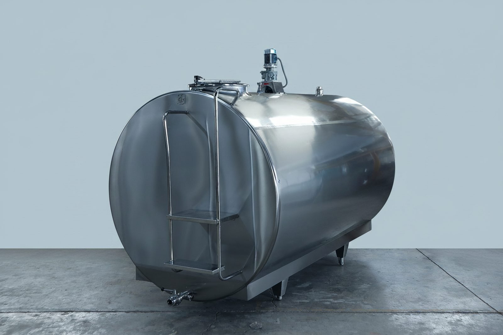 5000L Closed Type — Photo 2